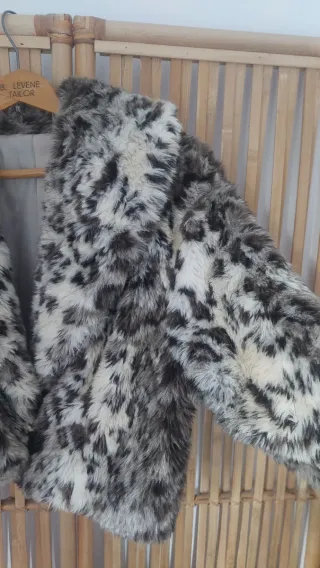 Chaqueta pelo leopardo