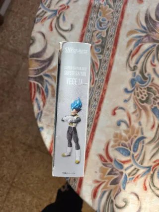 Figura Vegeta Super Saiyan SHFiguarts coleccion