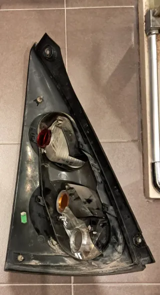 Faro trasero derecho Citroën C1