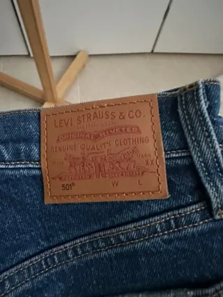 Shorts vaqueros Levi's desgastados
