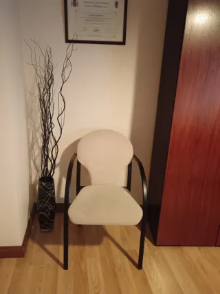 Conjunto sillas oficina: sillón, sillas confidente