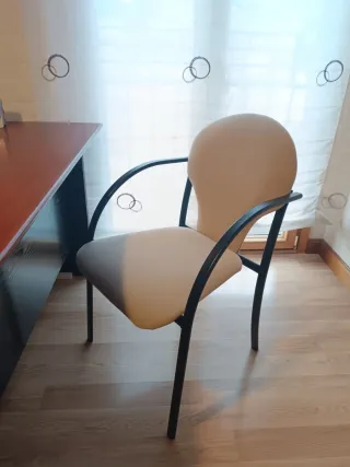 Conjunto sillas oficina: sillón, sillas confidente