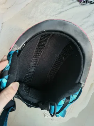 Casco de nieve rosa Bollé para niña