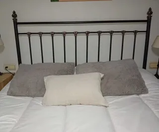 Cabecero de forja negro