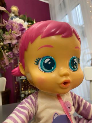 Bebé Llorón con porta bebé