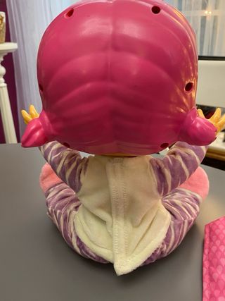 Bebé Llorón con porta bebé