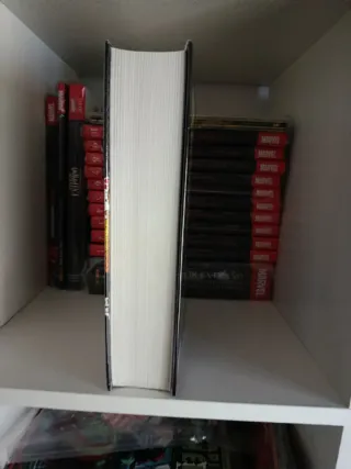 Dr extraño saluda al maestro Marvel gold