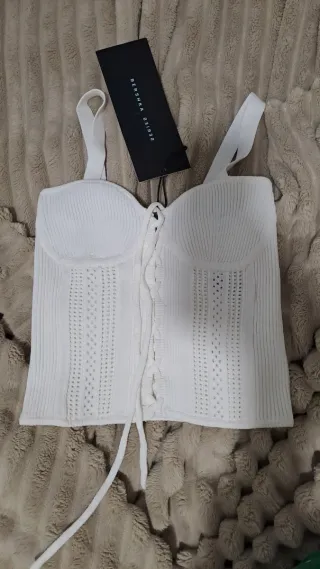 Top blanco de punto Bershka talla S