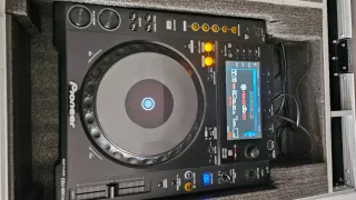 Coppia di lettori Pioneer CDJ-900 Nexus
