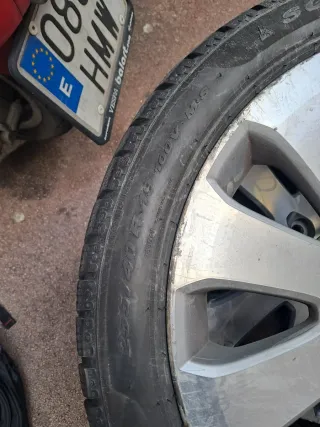 Llantas 5x120 con neumáticos M+S 255/40/R19