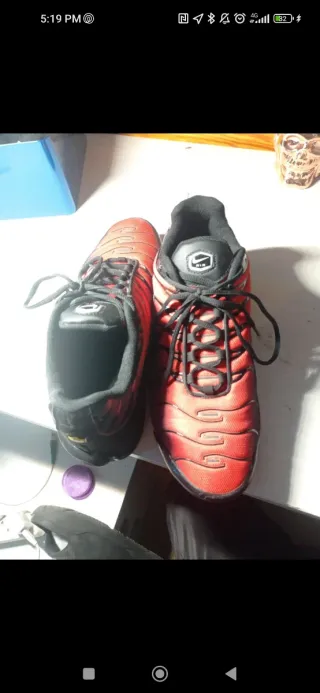 Nike Air Max TN Negro y Rojo