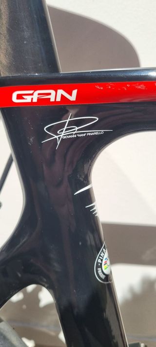Bicicleta Pinarello GAN ASYM T600