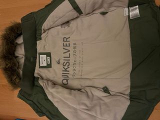Abrigo Quiksilver verde nuevo