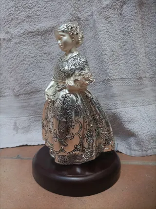 Figura Spaliu Plata Modelo Registrado
