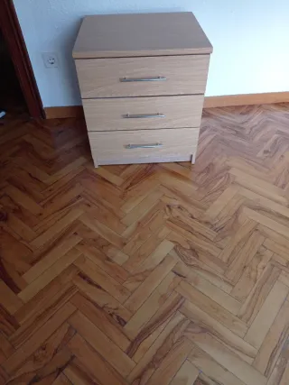 Mesilla de noche 3 cajones