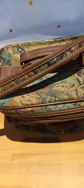 Bolsa de viaje flores marrón y verde