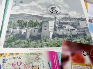 Lote de sellos y sobres  Muy especiales