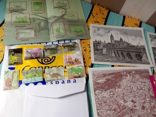 Lote de sellos y sobres  Muy especiales