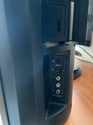 Televisor Panasonic 37 LCD panorámico.