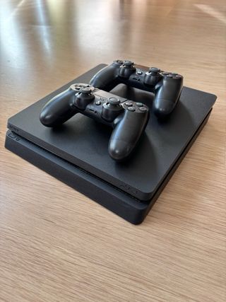 PS4 (PlayStation 4) Negra