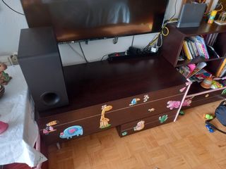 Mueble TV madera oscuro