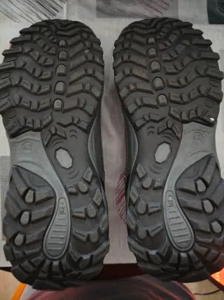 Zapatillas deportivas grises