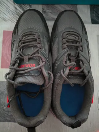 Zapatillas deportivas grises