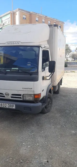 Nissan Cabstar 2005