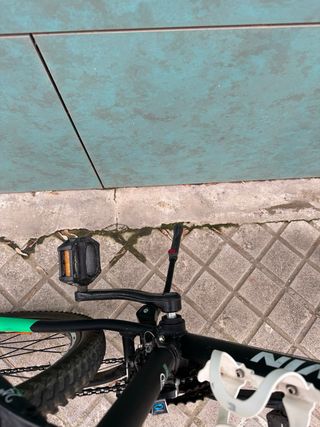 Bicicleta BTWIN Negra y Verde