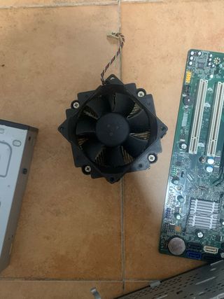 Placa base, lector CD y ventilador Dell