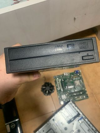 Placa base, lector CD y ventilador Dell