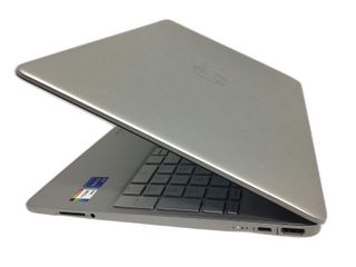 pc portatil hp 15s-fq5059ns