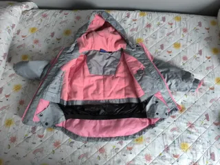 Chaqueta, pantalón y botas nieve niña/niño.