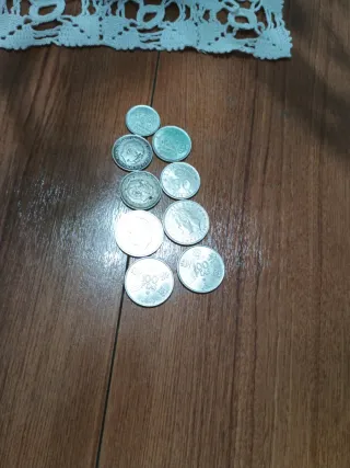 Monedas antiguas pesetas 100€ cada moneda