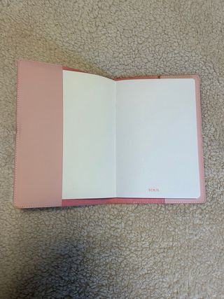 Tote bag y libreta Tous blanco y rosa