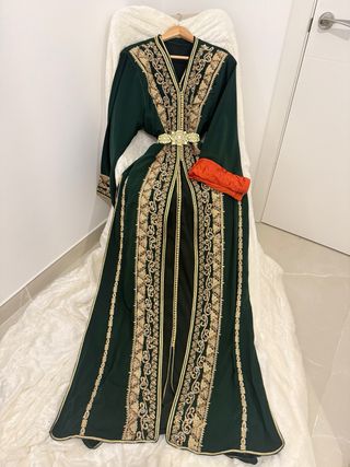 Takshita de boda verde, dorada y naranja