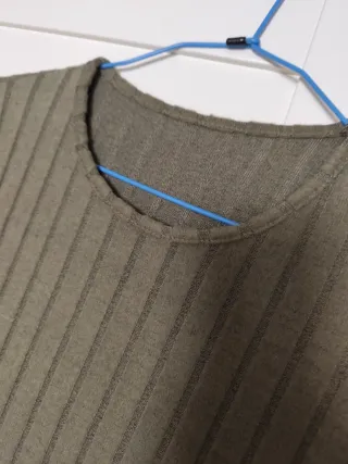 Vestido largo verde de canalé