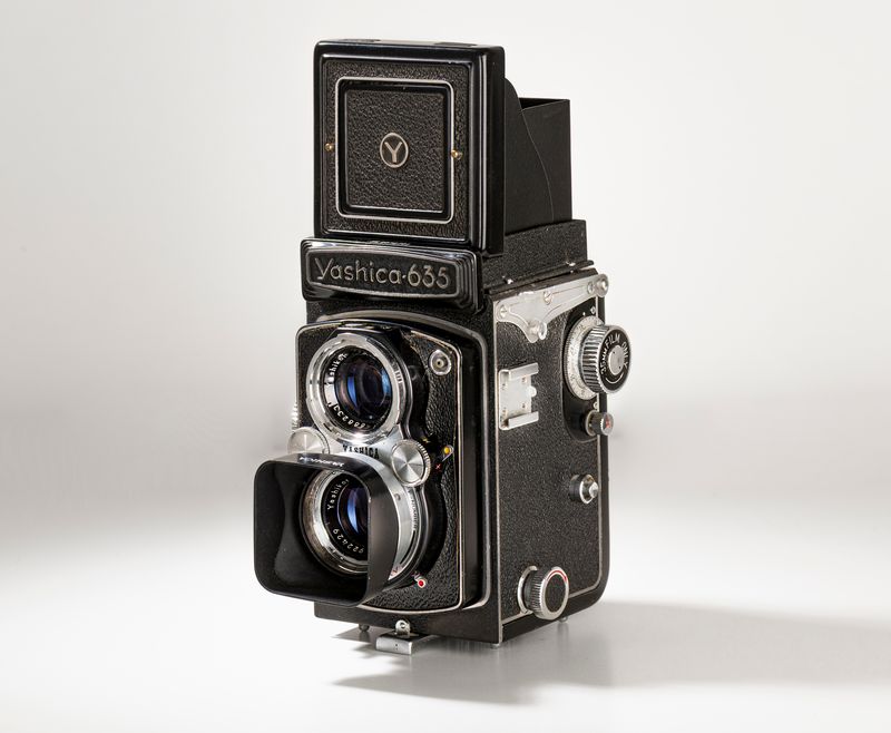Yashica 635