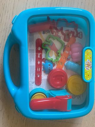 Set de plastilina con accesorios. No incluye plast