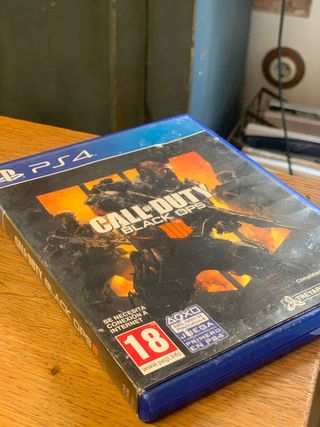 2 Mandos PS4 + Call of Duty Black Ops 4