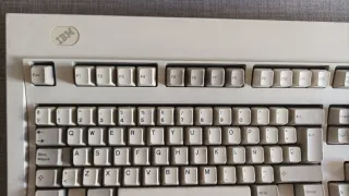 Teclado Mecánico PS2 IBM Beige