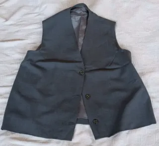 Vendo conjunto de traje con chaleco.