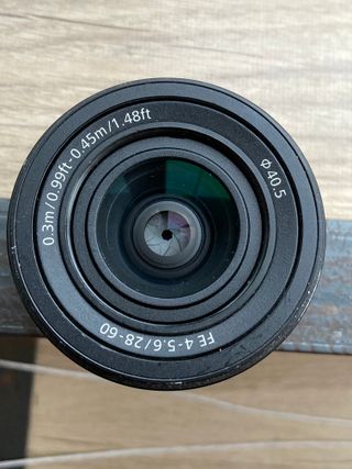 Objetivo Sony FE 28-60mm f/4-5.6