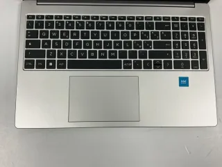 Portátil HP 250 G10 512 GB Plata