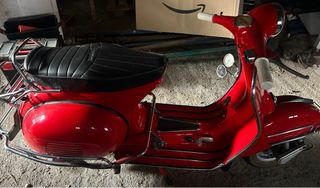 Vespa 125N 1966 Roja