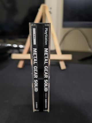 Metal Gear Solid PS1 PAL Konami