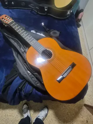 Lote 4 guitarras + amplificador