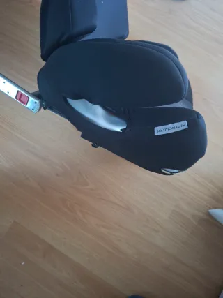 Silla de coche Cybex Solución Q-fix.