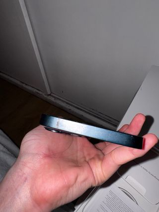 iPhone 13 Azul Impecable