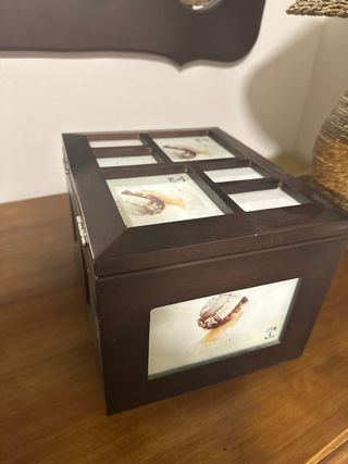 Caja de madera para guardar  fotos
